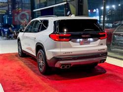 جي ام سي اكاديا